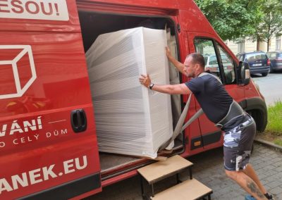 Ukázka profesionálního stěhování v Brně - služby Stěhování Staněk